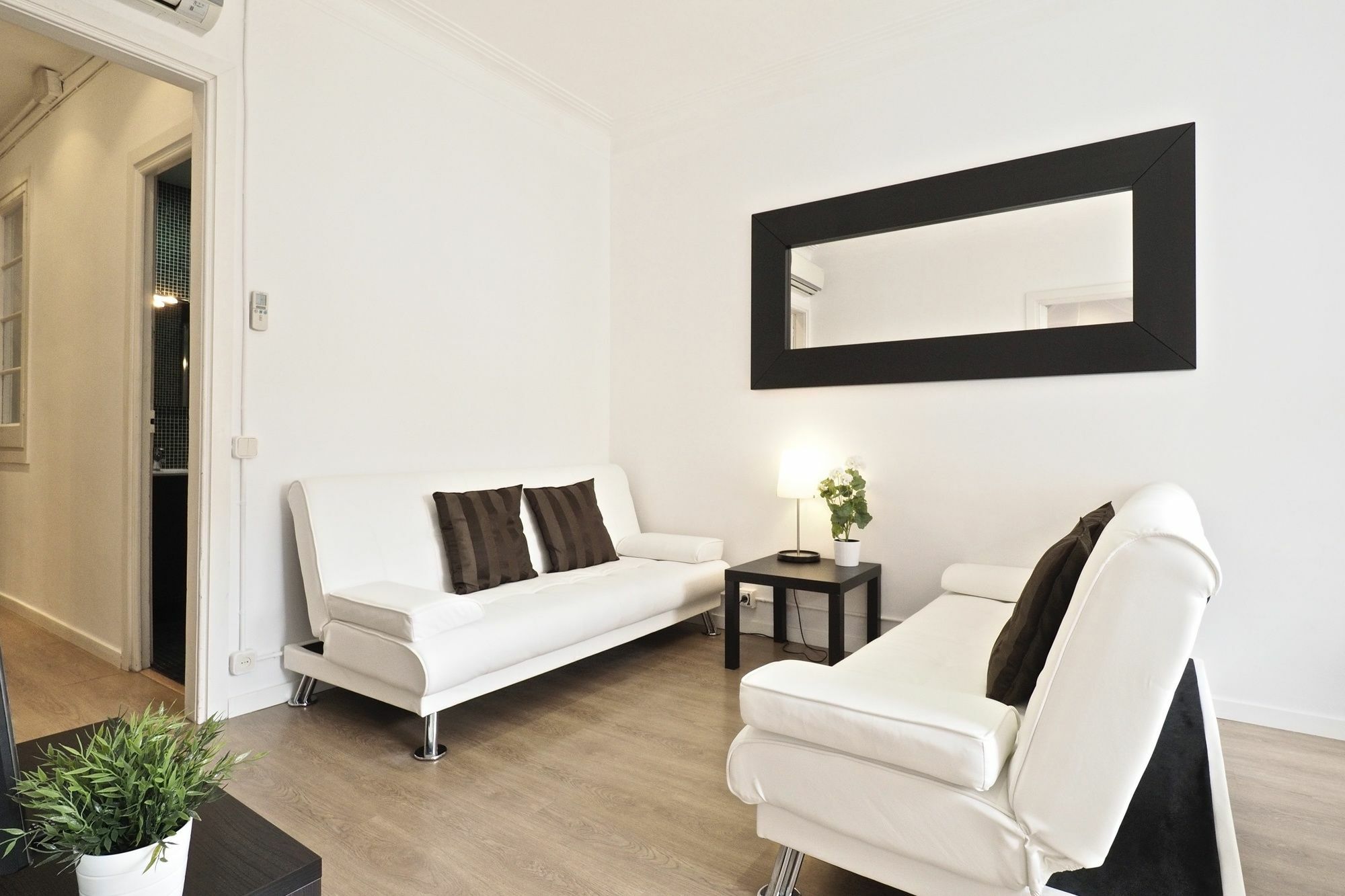 Suites4Days Sagrada Familia Apartment Барселона Экстерьер фото